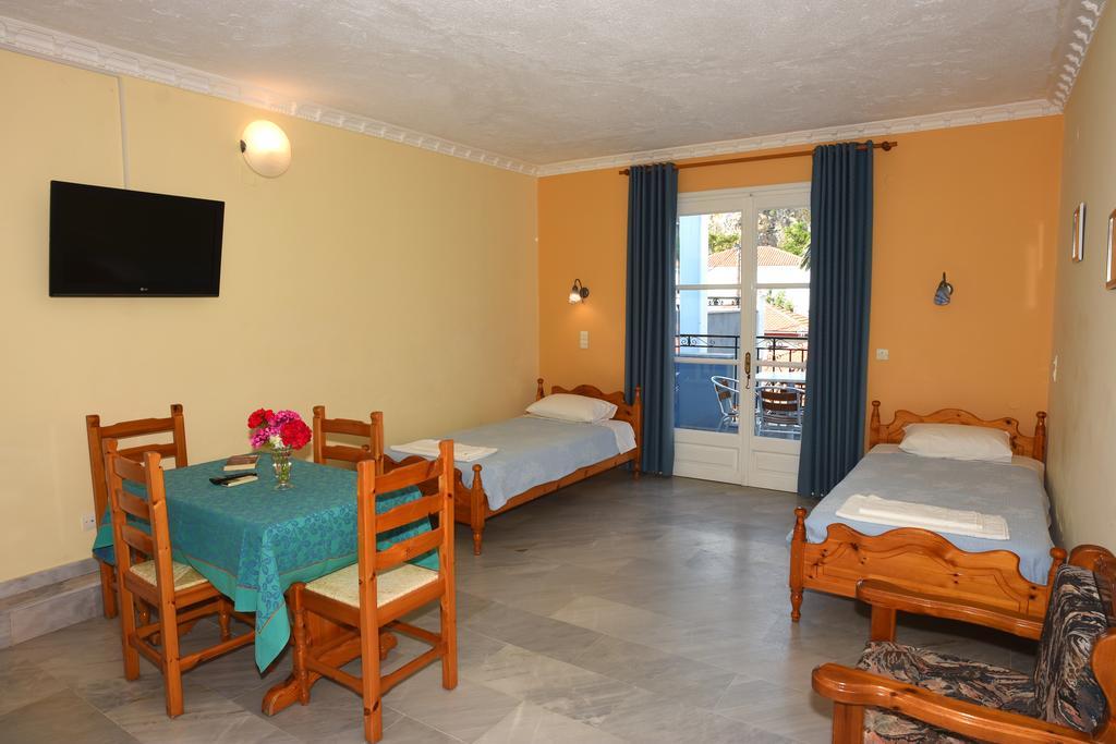 Blue Sky Hotel - Petra - Lesvos - Greece Zewnętrze zdjęcie