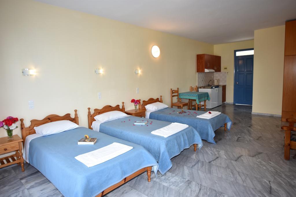 Blue Sky Hotel - Petra - Lesvos - Greece Zewnętrze zdjęcie